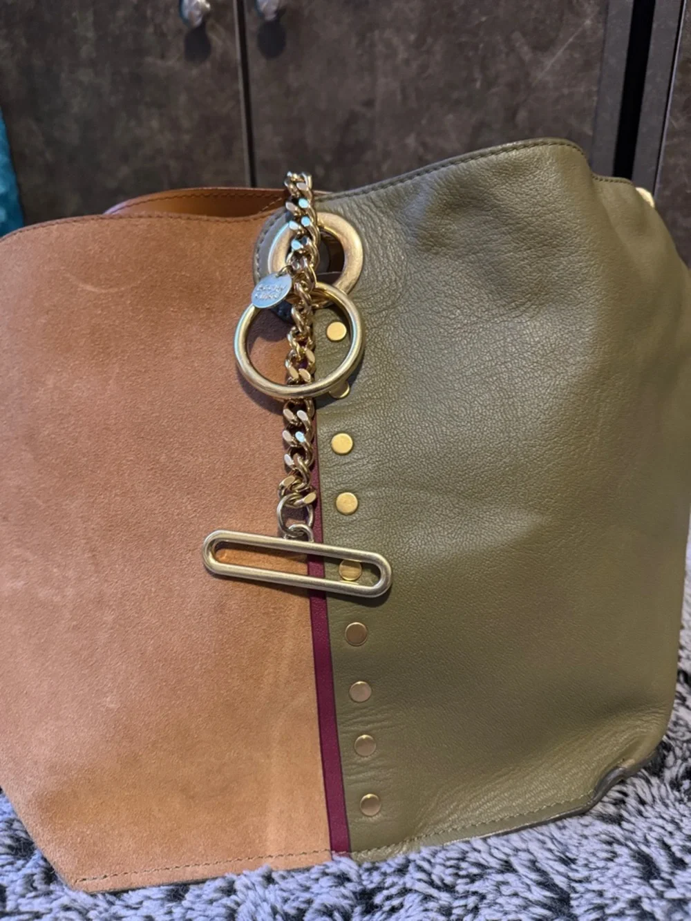 See By Chloe Two-Tone Olive & Tan Leather Shoulder Bag with Gold Hardware - Picture 10 of 14